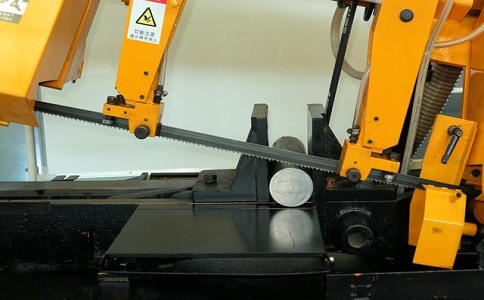 金沙数控带锯床自动送料精度会出现偏差吗？